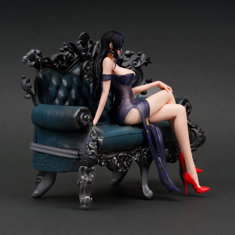 One Piece King Boya Hancock suit thug series fourth round sofa empress figurine desktop ornament birthday gift quality is good