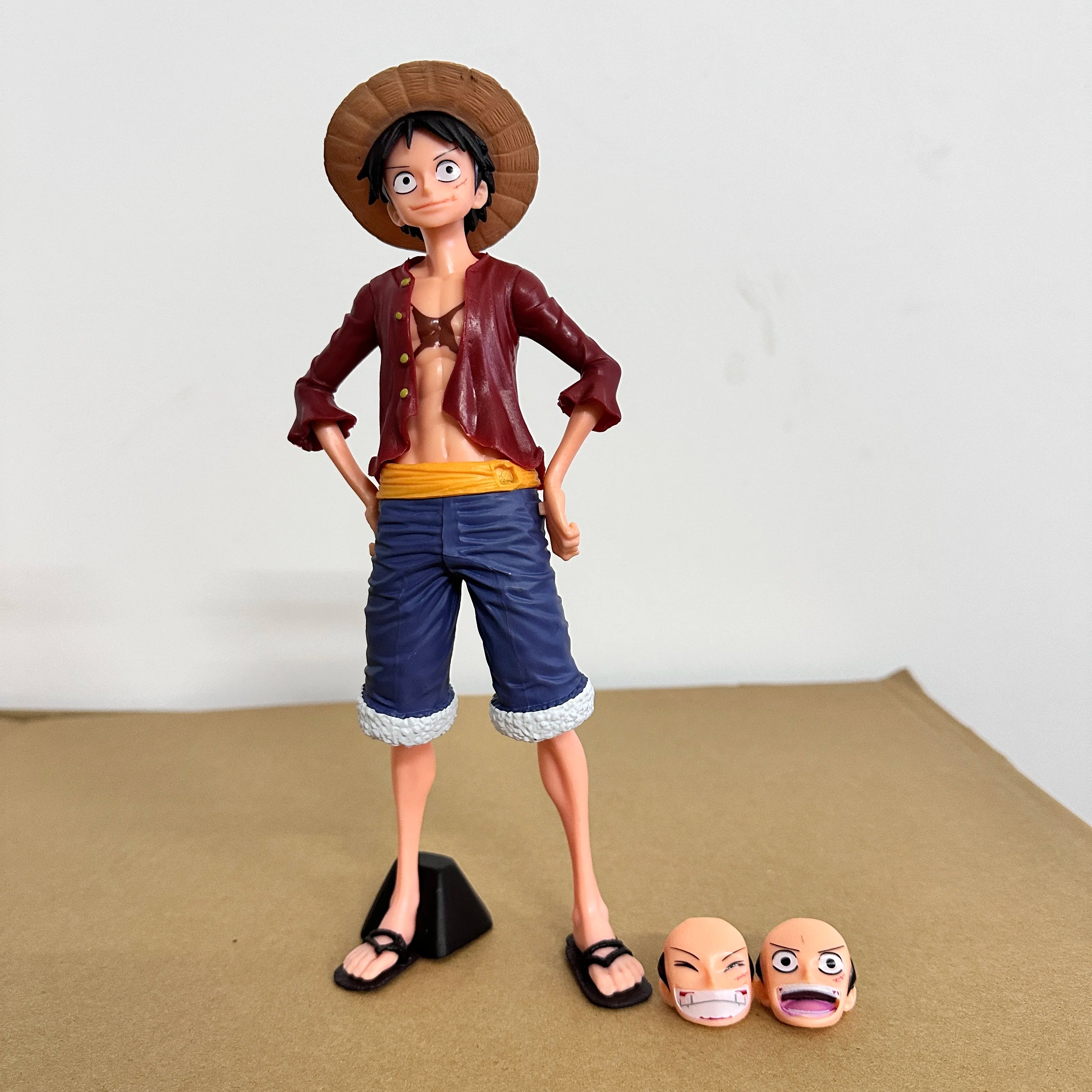 Hot 28cm One Piece Anime Figure Confident Smiley Luffy Three Form Face Changing Doll Action Figurine Model Toys Kits