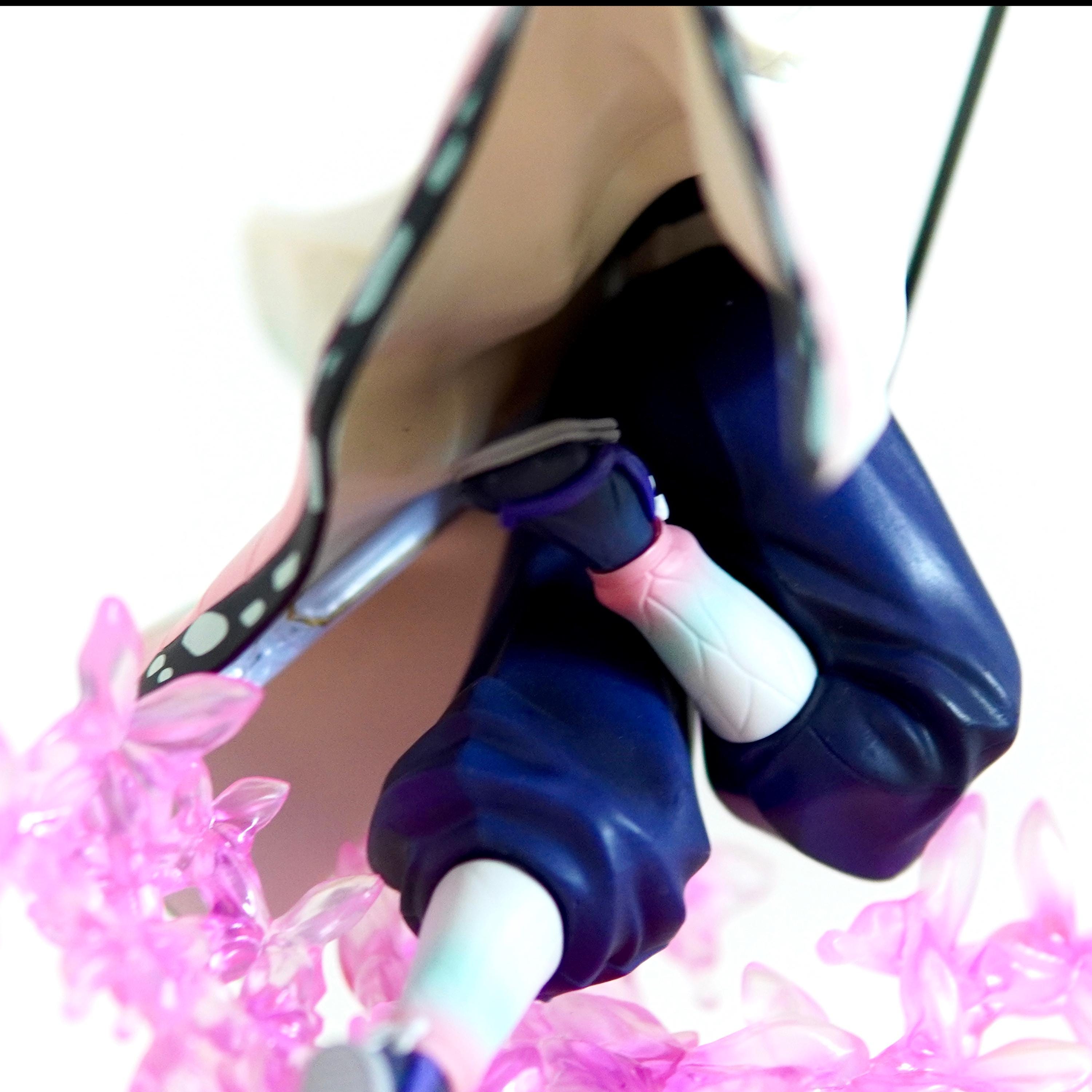 Demon Slayer Shinobu Kocho Figure | Kimetsu No Yaiba Insect Hashira Statue | Elegant Butterfly Pose Manga Character Display